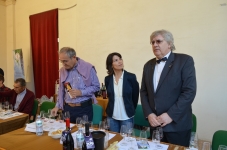 DA SINISTRA : SERGIO RAGAZZINI ENOLOGO DEL CONSORZIO IL BAGNACAVALLO, ELEONORA PRONI SINDACO DI BAGNACAVALLO E UMBERTO FAEDI GIORNALISTA E SOMMELIER EPULAE 